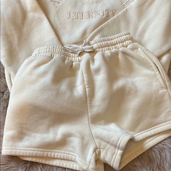 SHEIN Matching Set - Picture 5 of 6